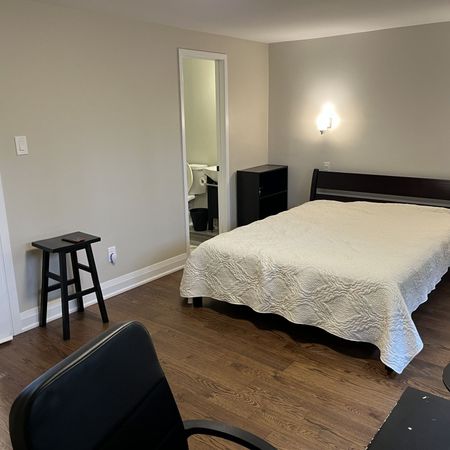 For Lease - 24 Carlingwood Court Unit# Room2, Toronto, Ontario - Photo 3