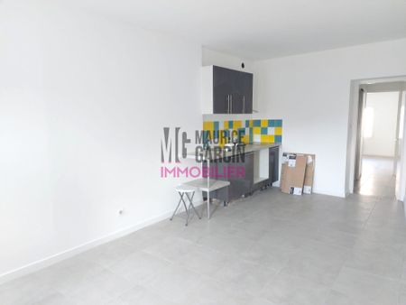 A LOUER - APPARTEMENT L'ISLE SUR LA SORGUE - 2 pièces 34.65m² - Photo 3