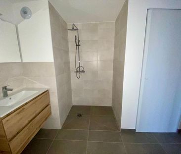 Location Appartement 2 pièces 47m² VALENCE 26000 - Photo 4