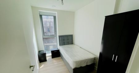 1 Bed 1 bath - Photo 2