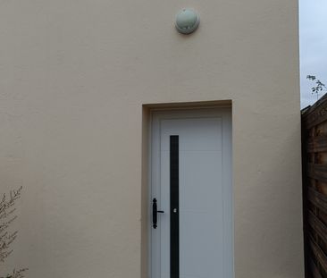 Location Appartement 1 pièce 17m² ST MAUR DES FOSSES 94210 - Photo 5