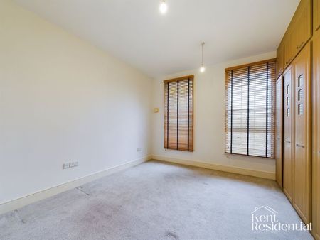 1 bed flat to rent in Ashford Road, Maidstone, ME14 - Photo 2