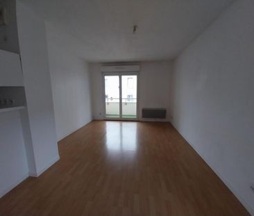 Location Appartement 2 pièces 40m² ORLEANS 45000 - Photo 2