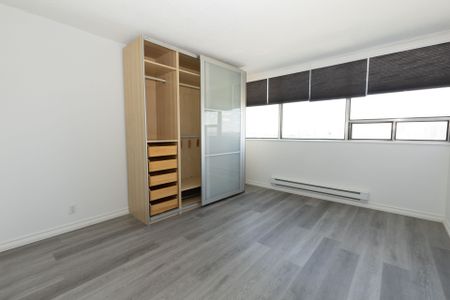 For Lease - 914 Yonge Street Unit# 1909, Toronto, Ontario - Photo 4