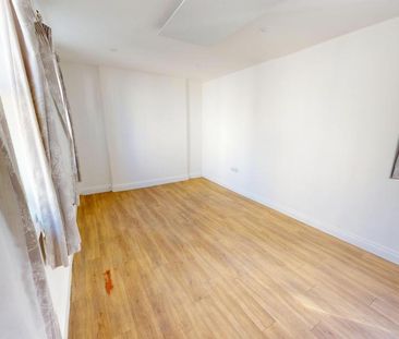 Studio to rent - Photo 6