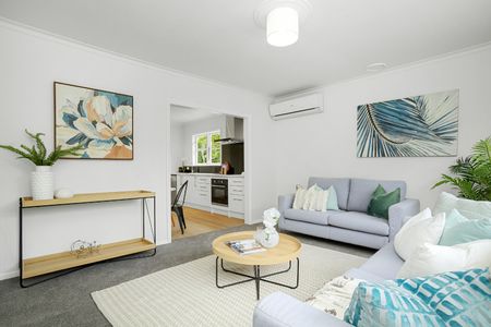 3 Bedroom Home in Wainuiomata - Photo 3