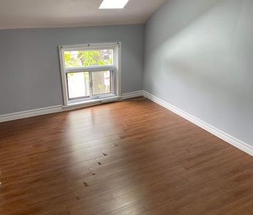 For Lease - 396 Macnab Street, Hamilton, Ontario - Photo 4