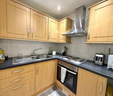 2 bedroom apartment to rent - Photo 4