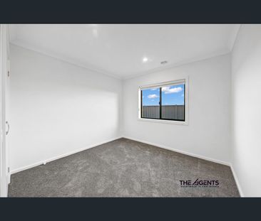 88 Pintail Drive, Melton South, Vic 3338 - Photo 6