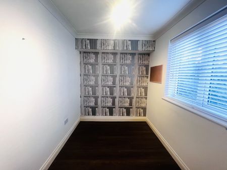 St. Annes Road, Eastbourne - Photo 2