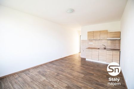 Pronájem bytu 1+kk 31 m² - Fotografie 3