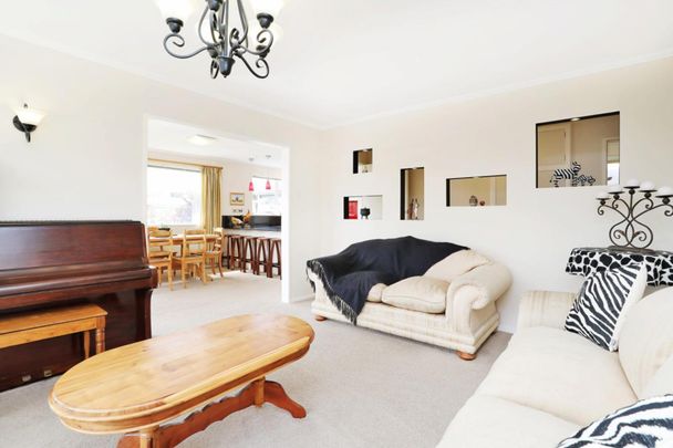 31 Waterford Drive, Winton - Photo 1