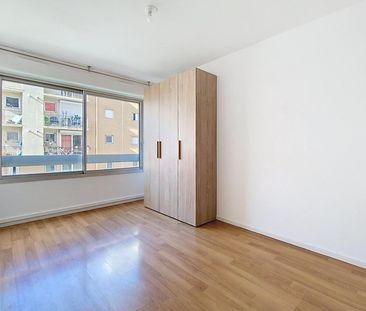 Location Appartement 2 pièces 53m² PERPIGNAN 66000 - Photo 4