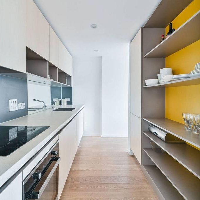 4 bedroom flat to rent - Photo 1