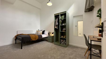 1 bedroom in a house share to rent - Photo 2