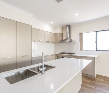 3 Corvina Way, Woodvale WA 6026 - House For Rent | Domain - Photo 4