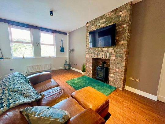 2 bedroom flat to rent - Photo 1