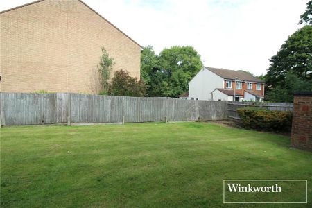 2 bedroom ground floor flat to rent - Photo 3