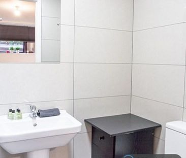 Studio to rent - Photo 6