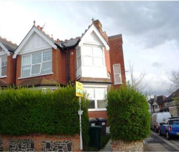 3 bedroom flat to rent - Photo 2