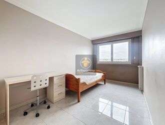 Location Appartement 4 pièces 75 m2 à Créteil - Photo 4