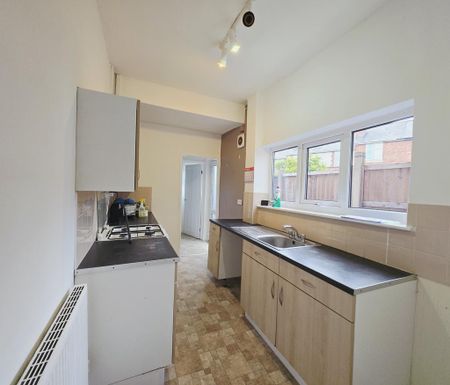 2 bedroom terraced house to rent - Photo 5