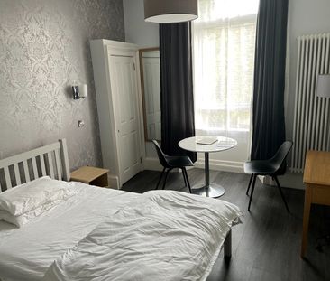 Studio Flat, East Preston Street, EH8 - Photo 1