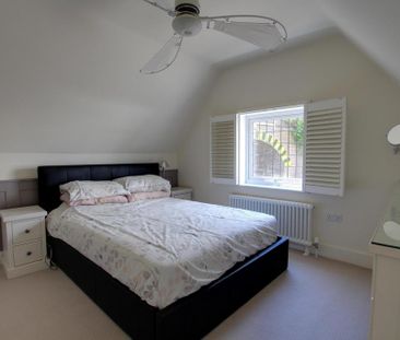 2 bedroom link detached house to rent - Photo 4