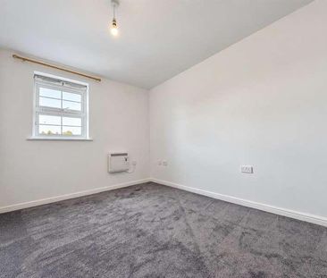 Holyhead Mews, Cippenham, SL1 - Photo 5