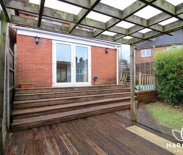 2 bedroom semi-detached house to rent - Photo 4