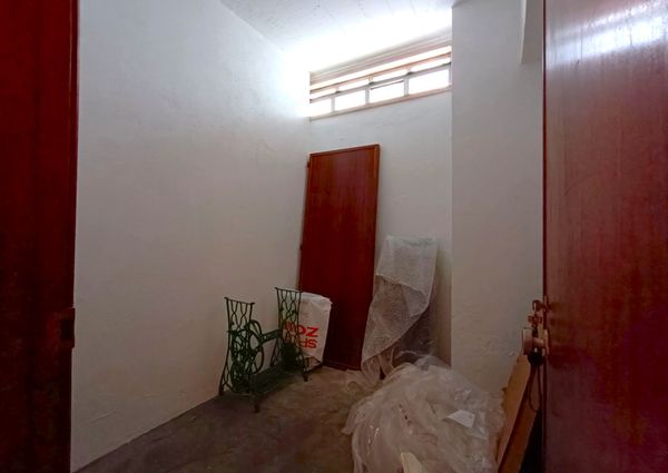 Apartamento T2 Remodelado e Mobilado no Moinho das Antas