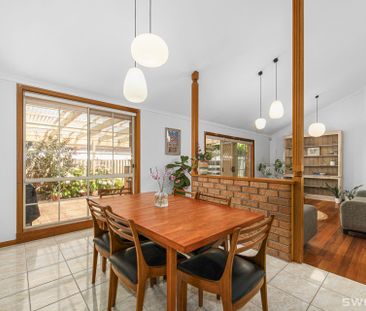 Cosy three-bedroom, two-bathroom home in ideal location - Photo 6