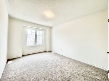 For Lease - 140 Greer Street, Barrie, Ontario - Photo 3