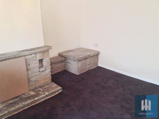 Blackmoorfoot Road, Crosland Moor, Huddersfield, HD4 - Photo 1