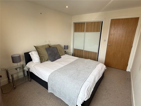 Church Street, Epsom, Surrey, KT17 4NP - Photo 3