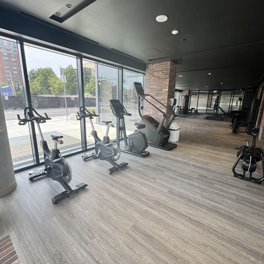 For Lease - 4010 Eglinton Avenue Unit# 1421, Toronto, Ontario - Photo 1