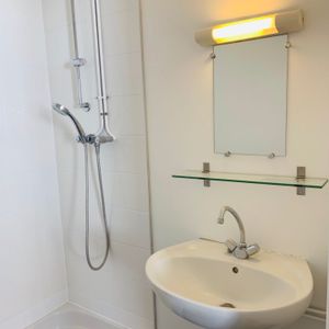 Location Appartement 1 pièce 14m² STRASBOURG 67000 - Photo 2
