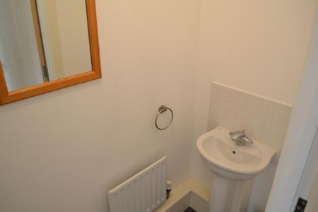 2 bedroom house to rent - Photo 3
