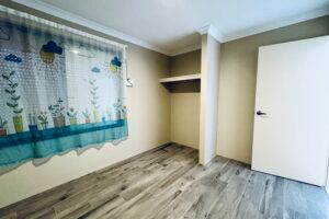 HOME FOR CHRISTMAS - Photo 4