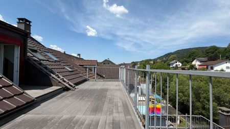 Helle 5-Zimmer-Maisonettewohnung mit grosser Terrasse in Gelterkinden - Photo 5