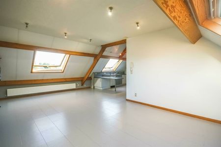 Te huur - Dakappartement in Wezembeek-Oppem - Photo 4