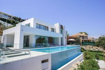 5 bedroom luxury Villa for rent in Benahavís, Spain