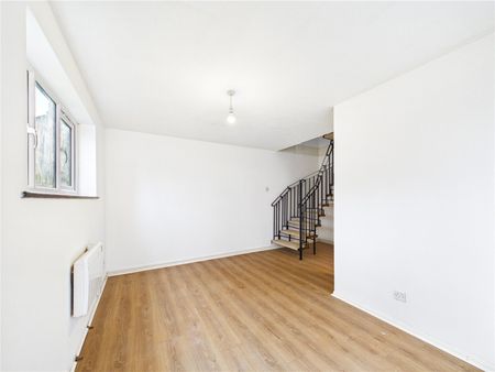 Malthouse Road, Mistley, Manningtree, Essex, CO11 1BY - Photo 2