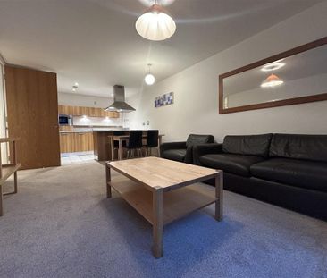 2 bedroom apartment to rent - Photo 3