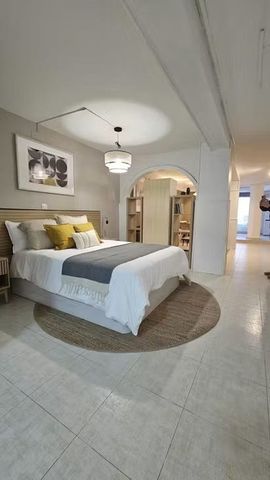 Carrer de Martínez de la Rosa, Barcelona, Catalonia 08012 - Photo 5