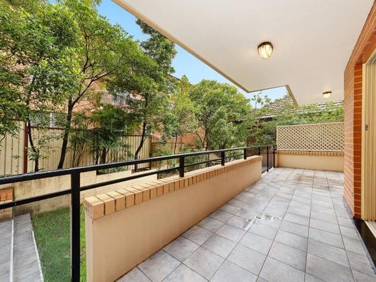 2/3 Salisbury Road, Kensington, NSW 2033 - Photo 1