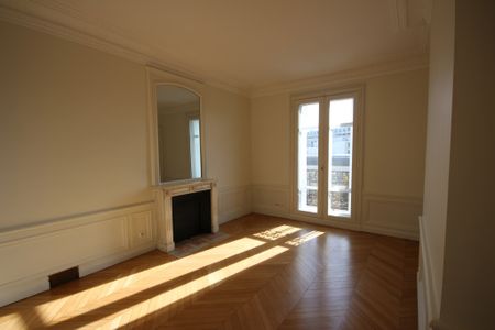 Appartement de réception, 7 Pièces (4 chambres), métro Ternes - Photo 3