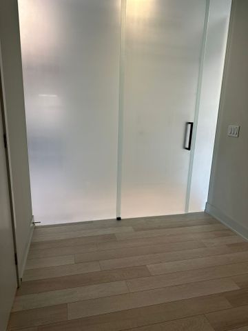 For Lease - 8 Cumberland Street Unit# 4504, Toronto, Ontario - Photo 4