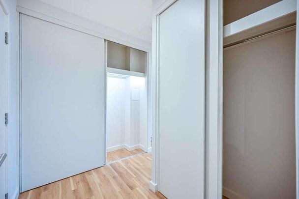 Greenford Quay, Greenford, UB6 - Photo 1