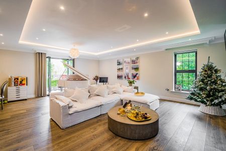 3 bedroom apartment to rent - Photo 4